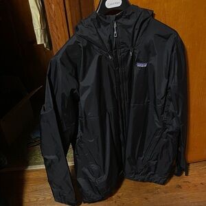 Patagonia Men's Black Raincoat